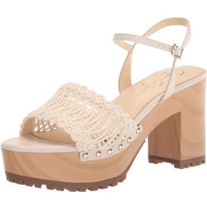 Jessica Simpson Timia Platform Sandals.  New in Box. Size 7.